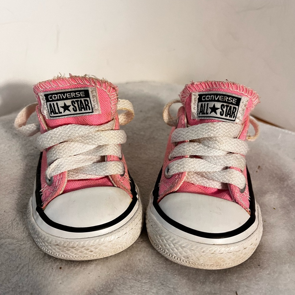 Pink infant converse US size 2